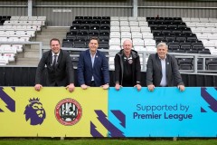 曼联未来悬于一线：奥纳纳回归无望，阿莫林下课传闻发酵